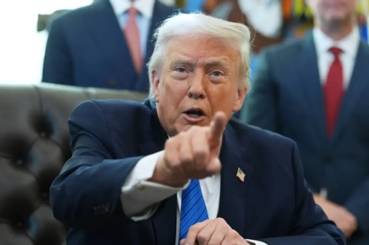 Trump'tan Hürmüz Boğazı Kararı: ABD Donanması Abluka Başlatıyor!