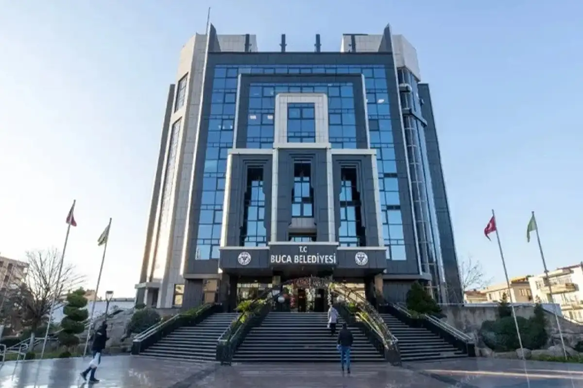 Buca Belediyesi'nde Memurlar İş Bıraktı