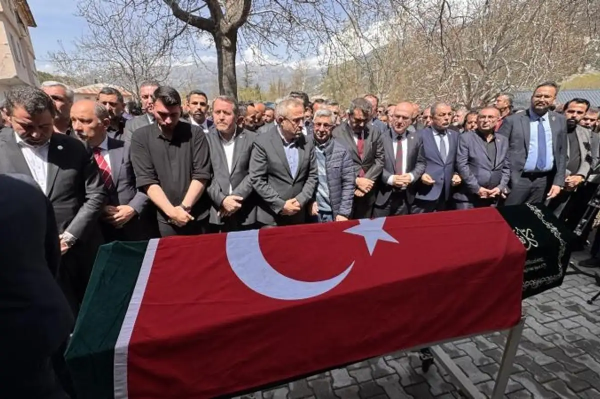 Kahraman Ayla Öğretmen Son Yolculuğuna Uğurlandı
