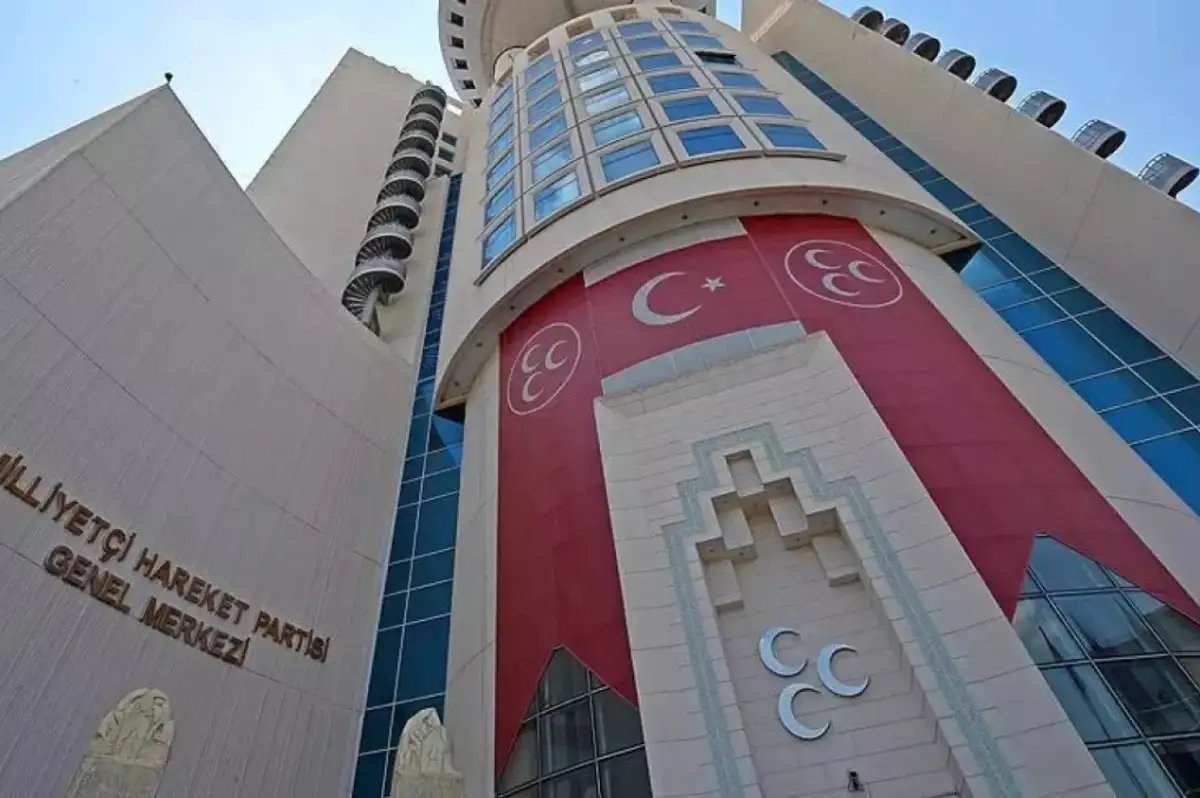 MHP'de Teşkilat Operasyonu Büyüyor: Kütahya'nın Ardından Eskişehir de Feshedildi!