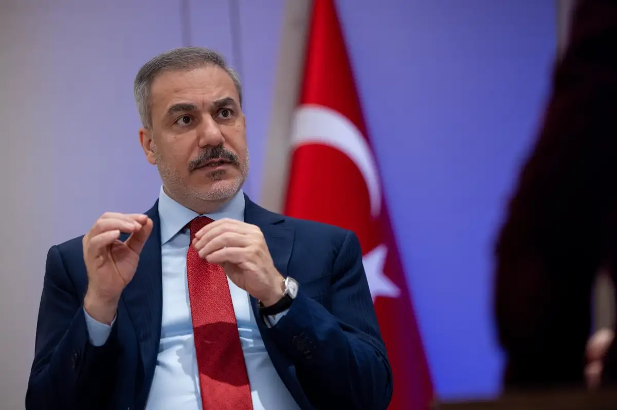 Dışişleri Bakanı Fidan Londra'da
