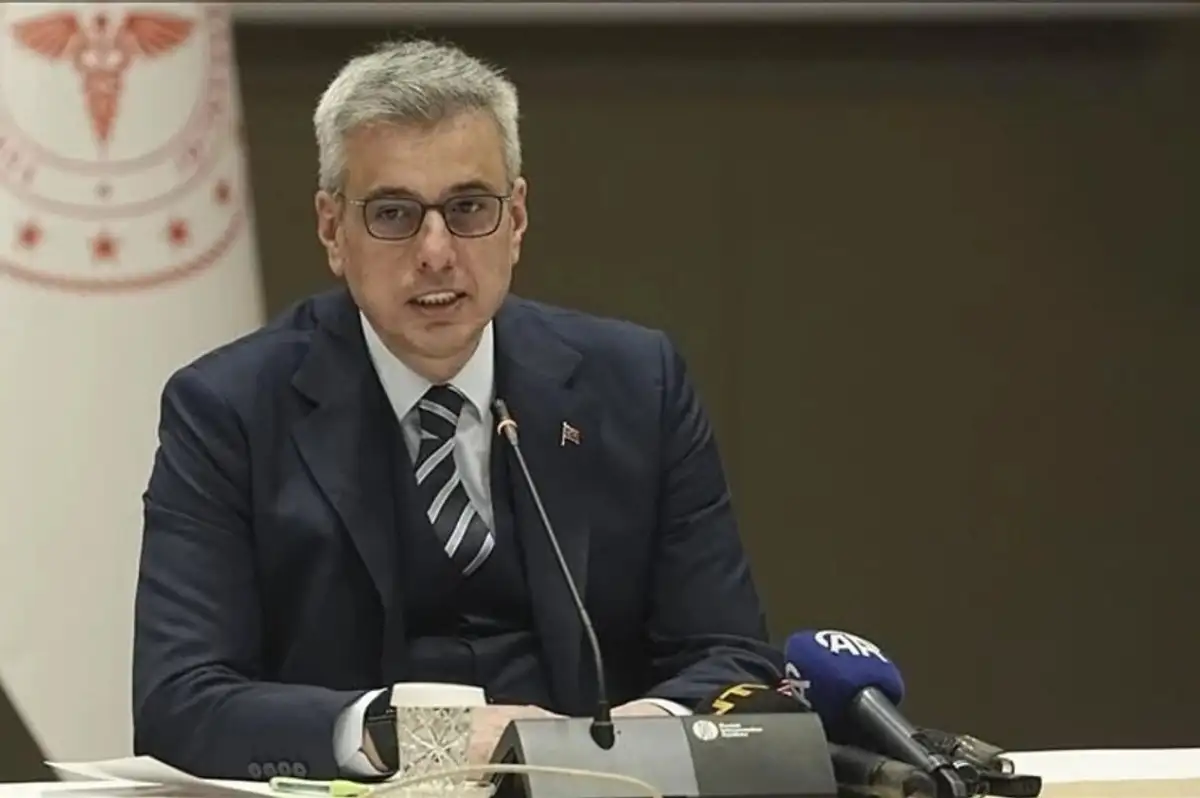 Bakan Memişoğlu'ndan Özelleştirme Tartışmalarına Yanıt: "Aktif Hastaneler Satılmıyor"