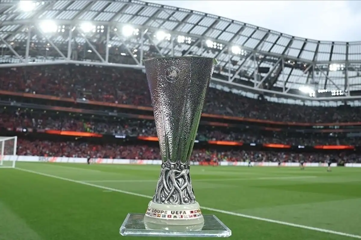 UEFA Avrupa Ligi'nde Finalistlerin Günü: Gözler İstanbul Yolunda!