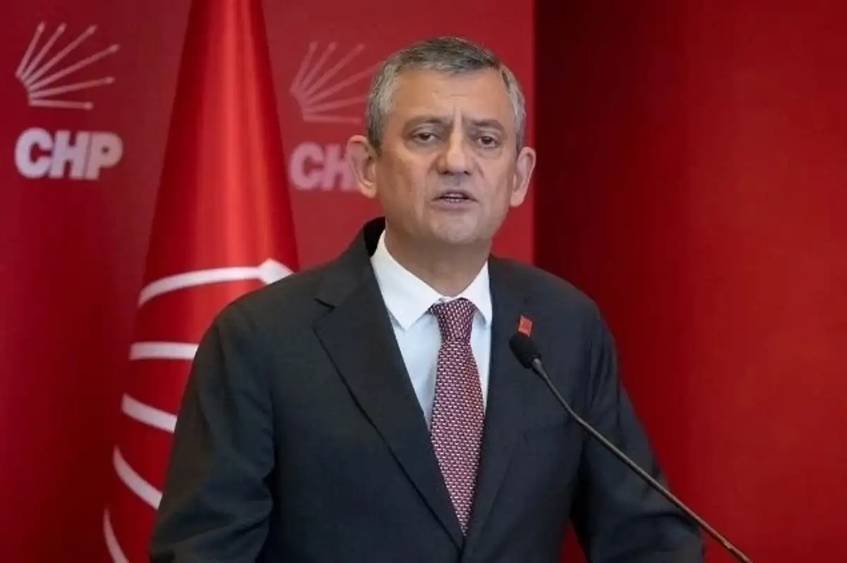 Siyasette "Tapu ve Kripto Telefon" Gerilimi: Özgür Özel'e Akın Gürlek Soruşturması!