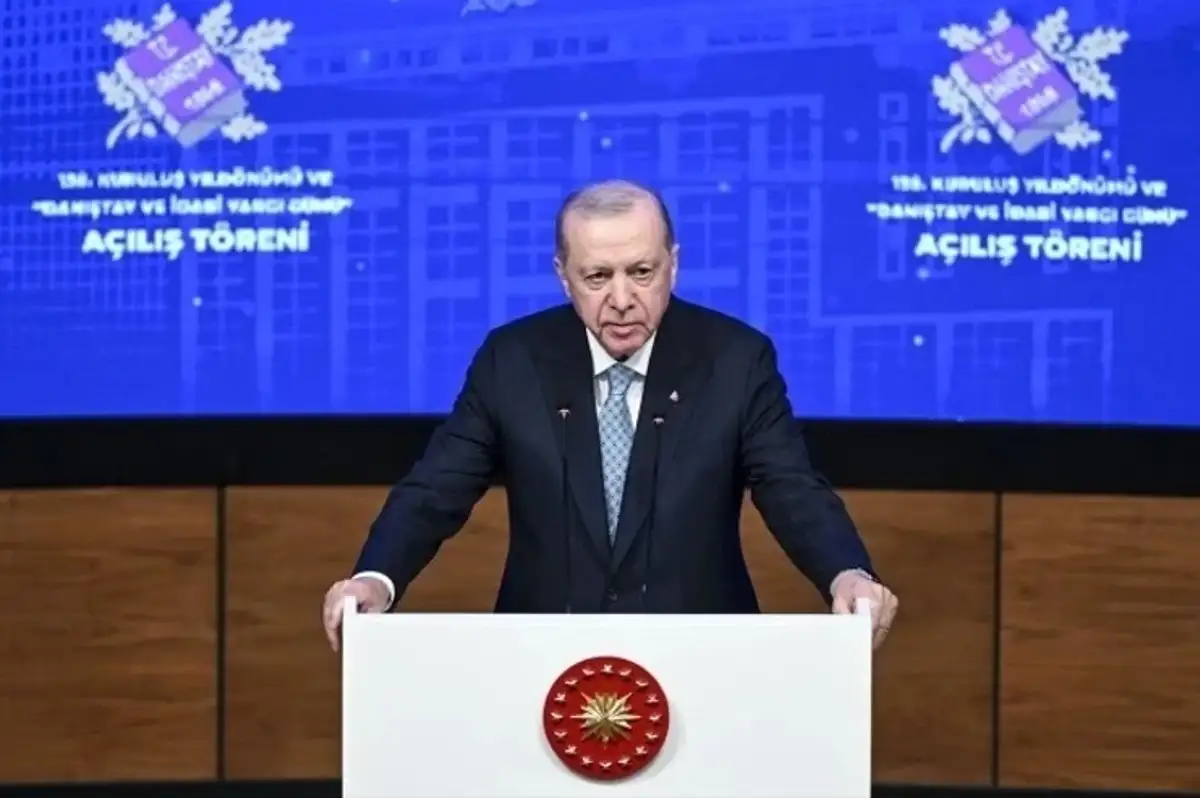 Cumhurbaşkanı Erdoğan'dan 'Sivil Anayasa' Çağrısı: "Bu Siyasetin Boynunun Borcudur"