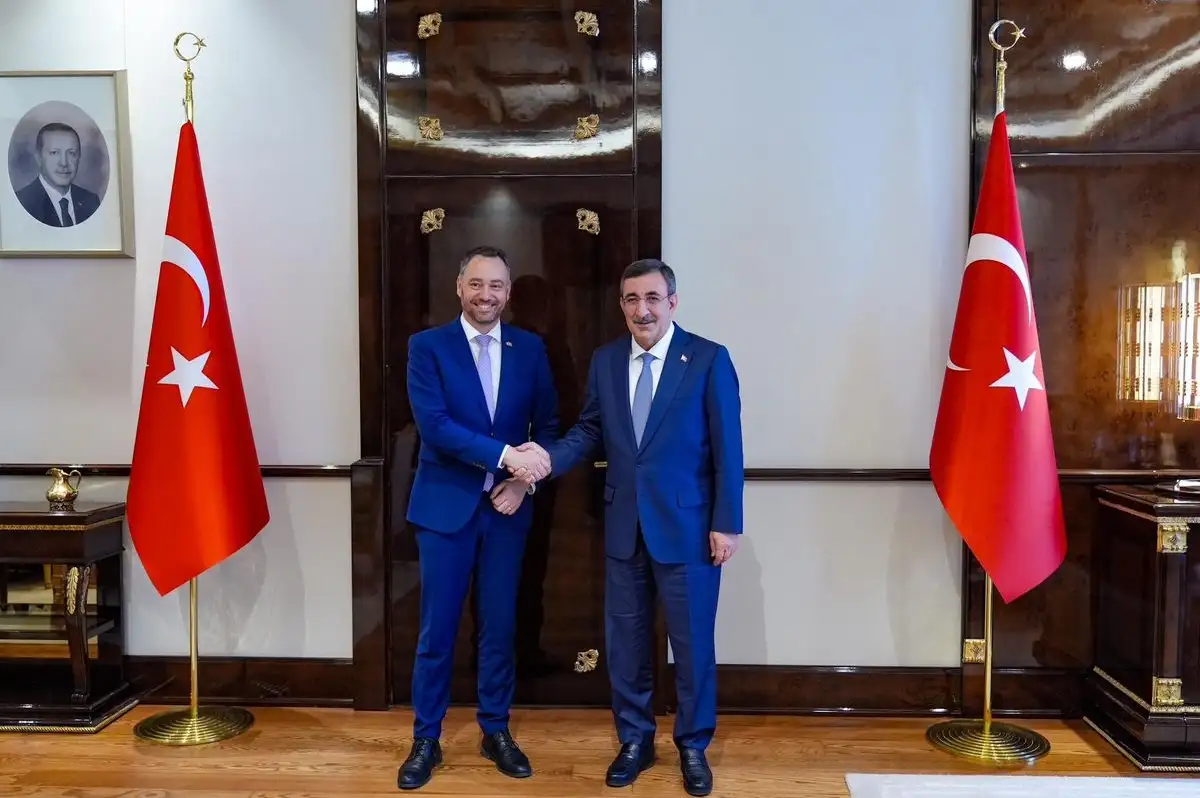 Ankara-Brüksel Hattında Kritik Temas: Cevdet Yılmaz Belçika Heyetiyle Buluştu