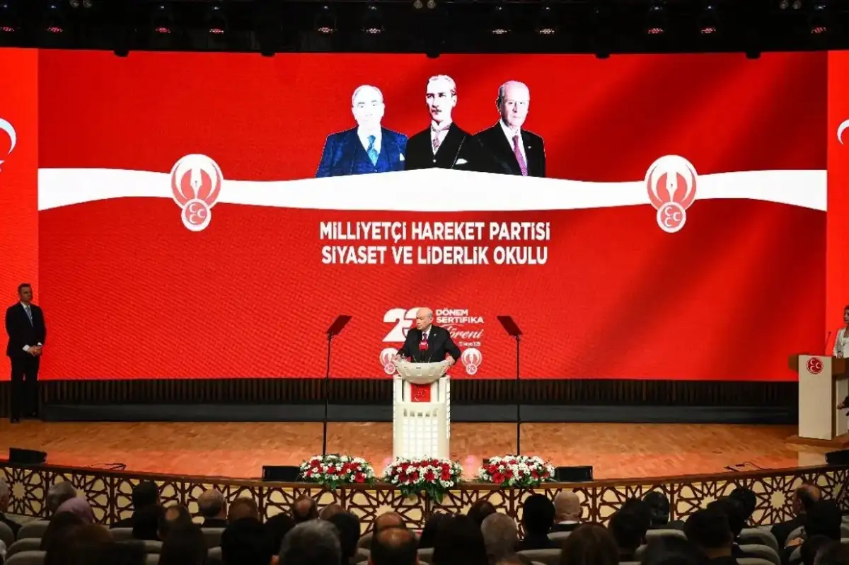 Devlet Bahçeli'den Tarihi Mesajlar: "Türk ve Türkiye Yüzyılı'nın Eşiğindeyiz"