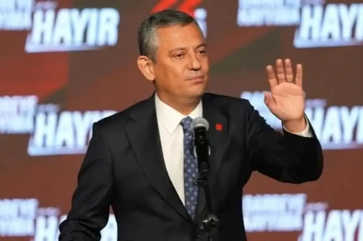 Özgür Özel Yeniden Grup Başkanı Seçildi