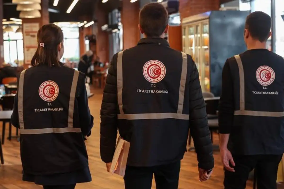 Lahmacun 1450, Pizza 1950 Lira! Fethiye'de Fahiş Fiyat Uygulayan Restorana Ticaret Bakanlığı'ndan Ceza!