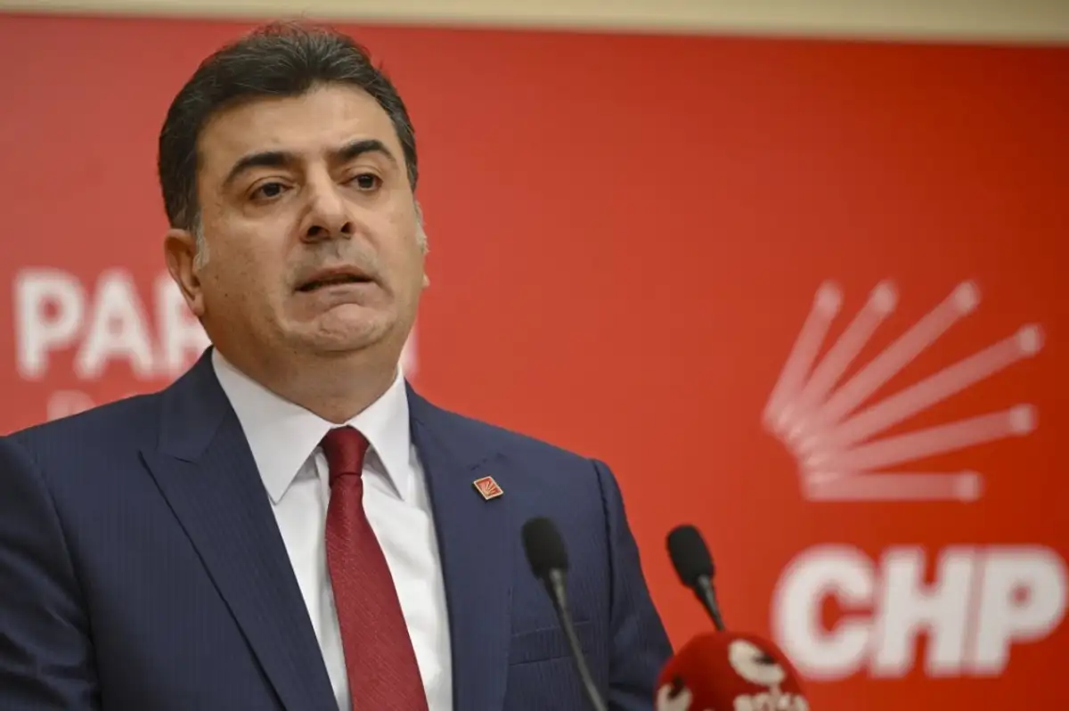 CHP'den 'Kumpas' Çıkışı: "Egemenliği Halka Borçluyuz, Asla Teslim Olmayacağız"