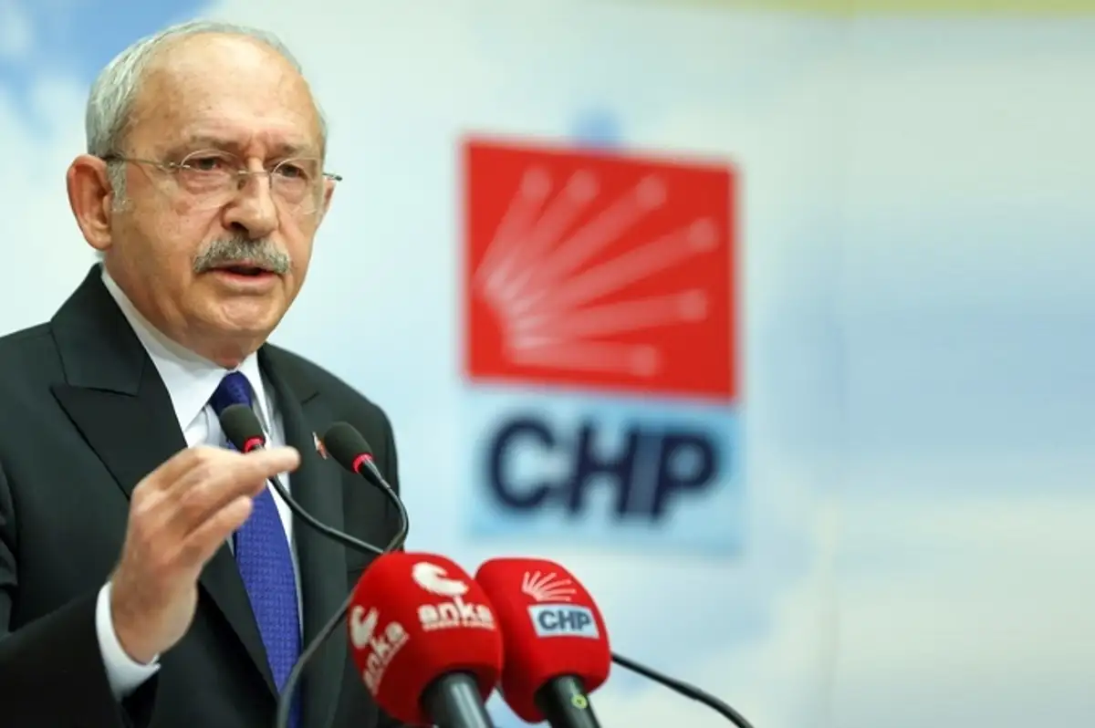 CHP'nin Resmi Sosyal Medya Hesabında 'Genel Başkan' Krizi