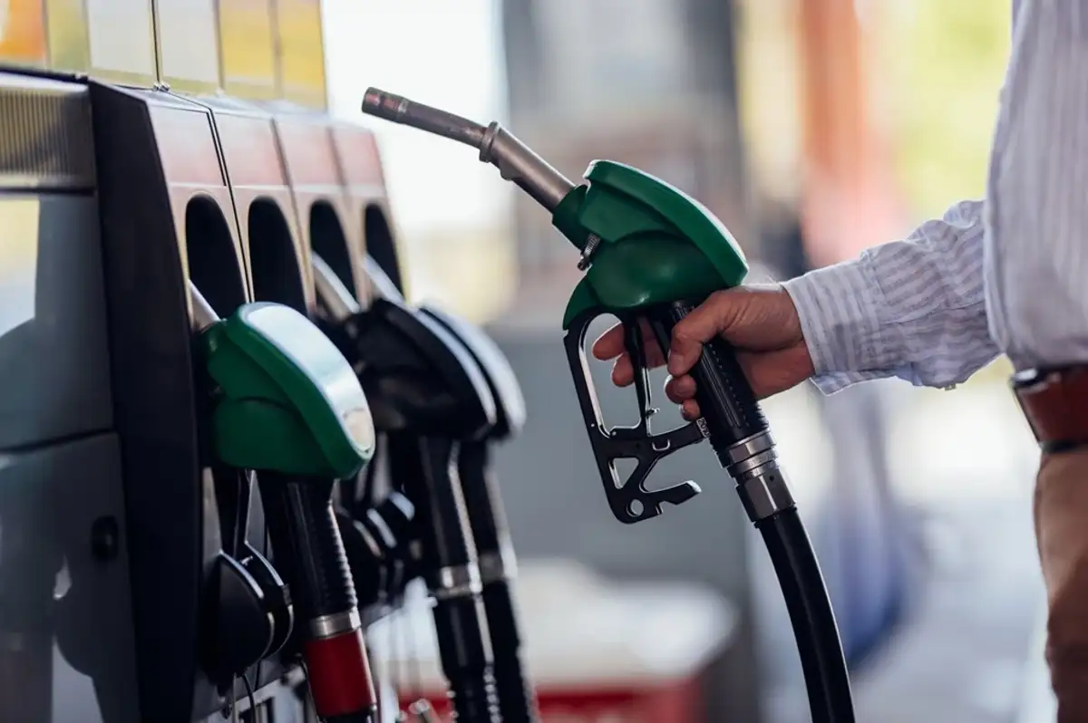 Benzin ve Motorine İndirim Geliyor