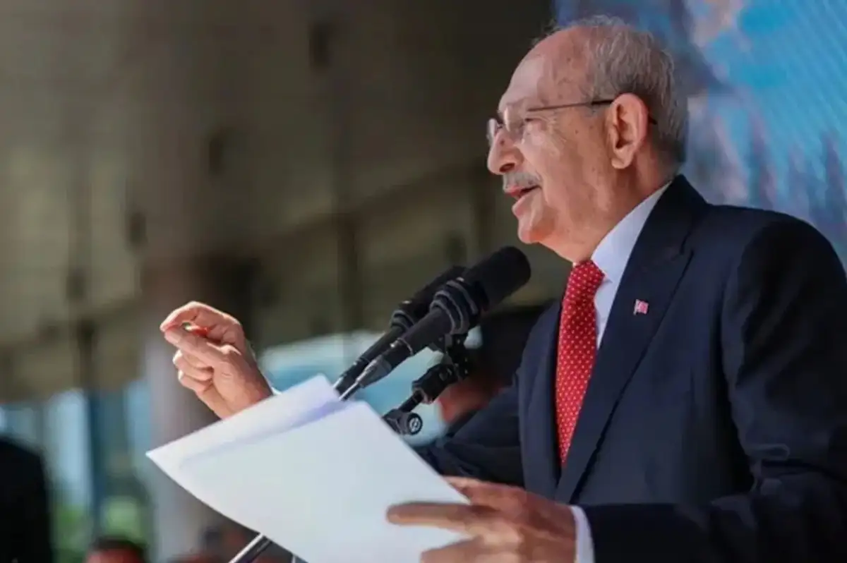 CHP Parti Meclisi'nde Toplu İstifalar ve Kurultay Tartışması