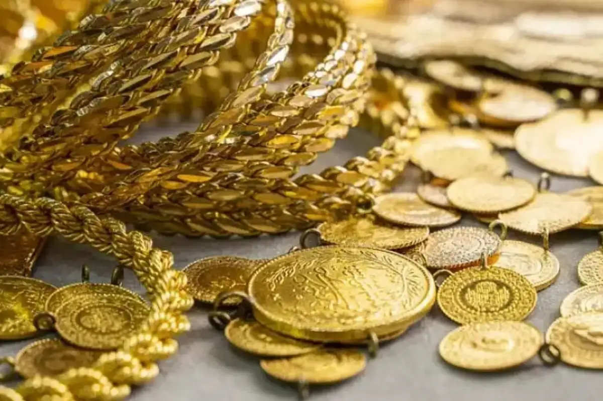 Altın Yatırımcısının Gözü Hafta Sonunda: Uzman İsimden Kritik Uyarılar
