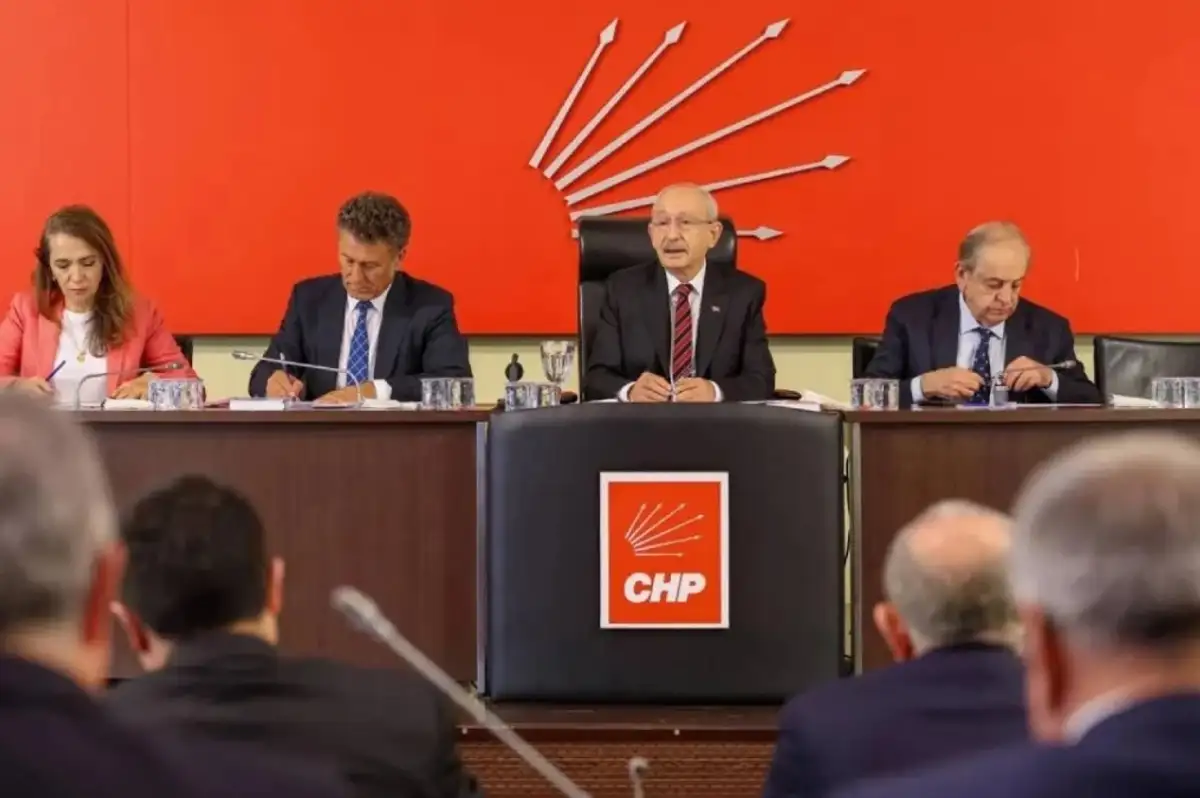CHP'de 'Belediye Başkanlarına İhraç' İddiası