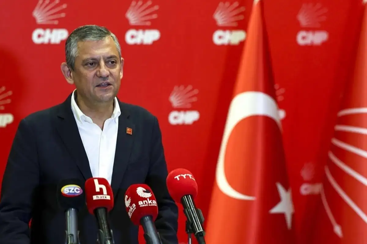 Özgür Özel 'Yeni Parti' İddialarını Yanıtladı