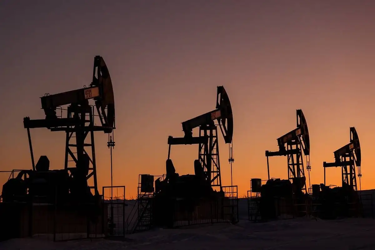 İran Petrolünde 'Barış' İndirimi