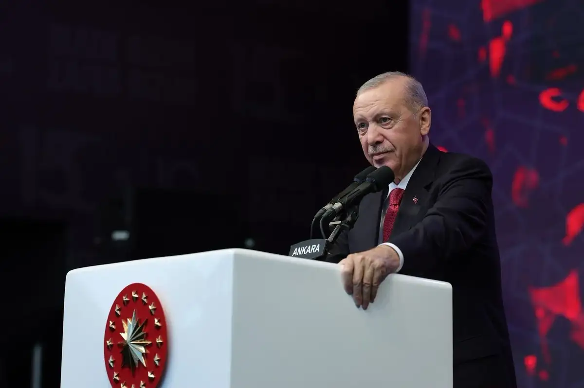 Cumhurbaşkanı Erdoğan: "FETÖ Kökü Kuruyana Dek Mücadele Sürecek"