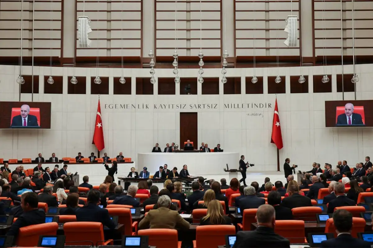 TBMM'de Yeni Haftada Eğitim, Yargı ve Güvenlik Başlıkları Öne Çıkıyor