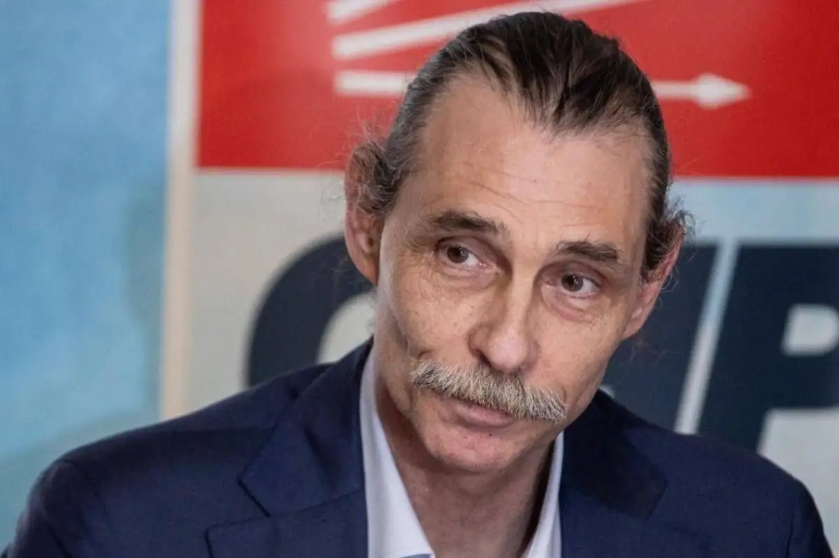 Etimesgut'ta Teşkilat İstifa Etti, Erdal Beşikçioğlu Kararını Verdi! CHP mi, Yeni Parti mi?