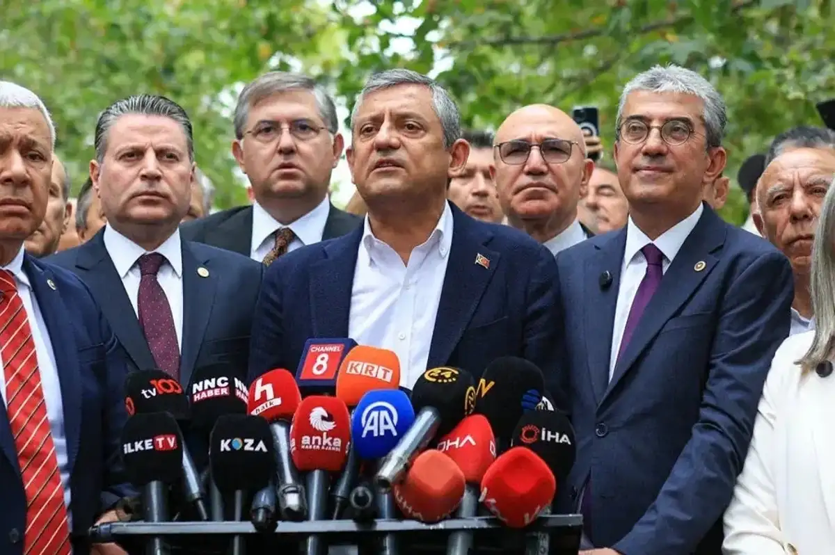 Yeni Parti Kuruluşunu Tamamladı