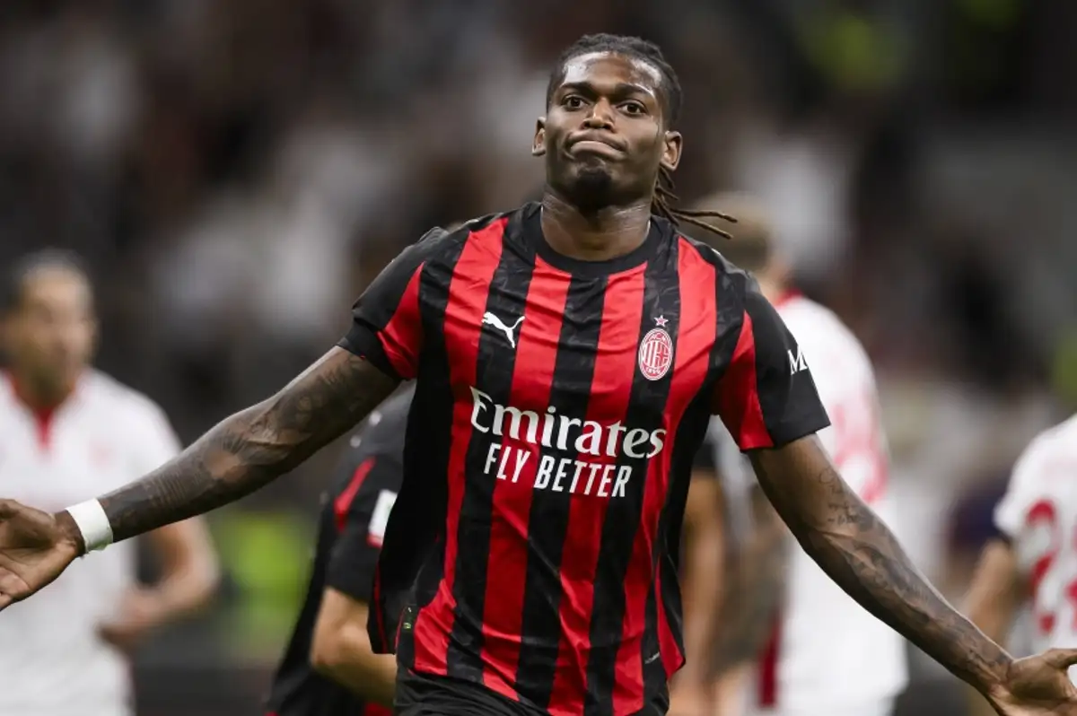 Fenerbahçe'den Rafael Leao İçin Resmi Girişim!