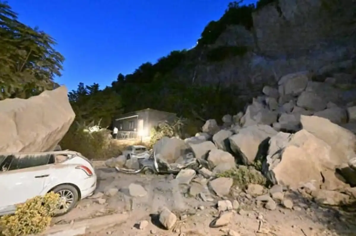 İtalya'da Korkutan Deprem: Napoli Yakınlarında 4.7 Büyüklüğünde Sarsıntı!