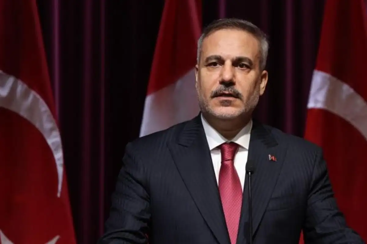 Dışişleri Bakanı Hakan Fidan'dan İngiliz Mevkidaşı Miliband'a Tebrik Telefonu