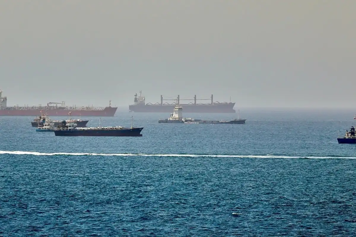 Katar: Hürmüz Boğazı İçin Diplomasi Trafiği Sürüyor