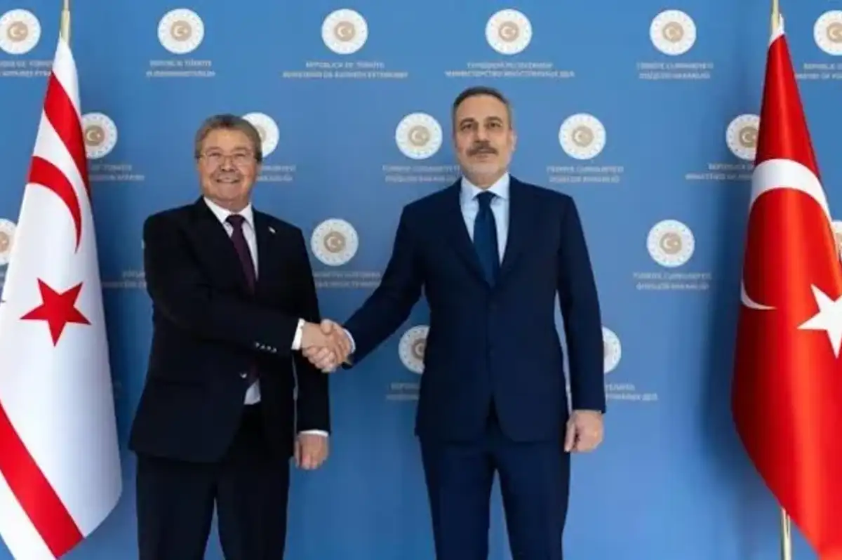 KKTC Başbakanı Ünal Üstel'den Bakan Hakan Fidan'a Kıbrıs Teşekkürü