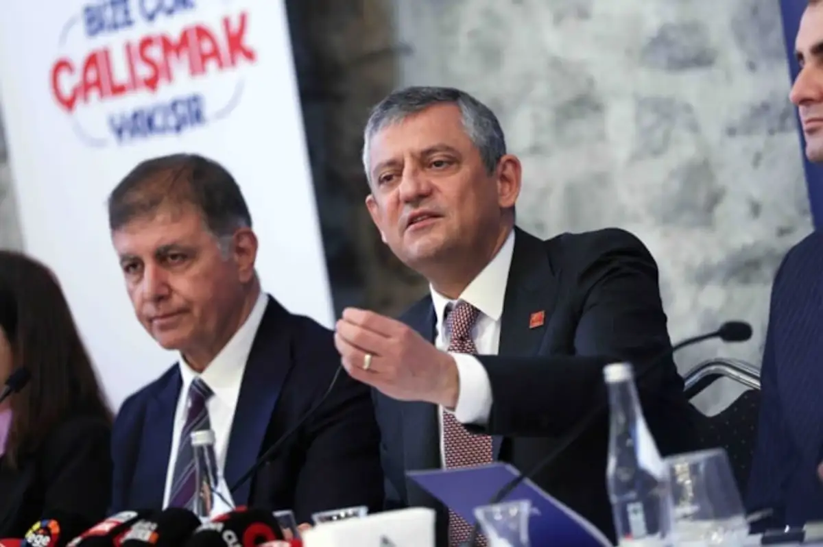 Cemil Tugay'dan AKP'ye Katılım İddialarına Net Yanıt: Katılan İsimler Açıklandı