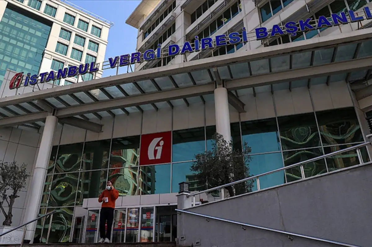 Türkiye'nin Vergi Rekortmenleri Açıklandı: Zirve Yine Selçuk Bayraktar'ın