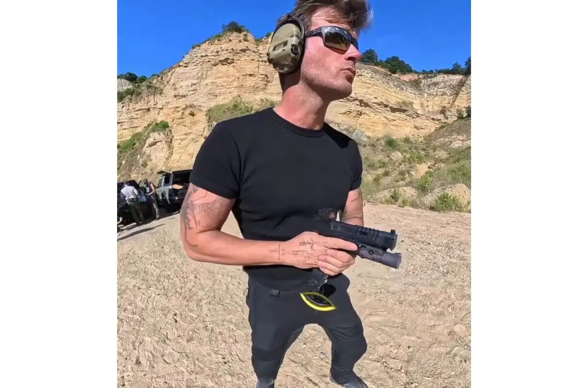 Kıvanç Tatlıtuğ ve Toprak Razgatlıoğlu'ndan Atış Eğitimi Videosu