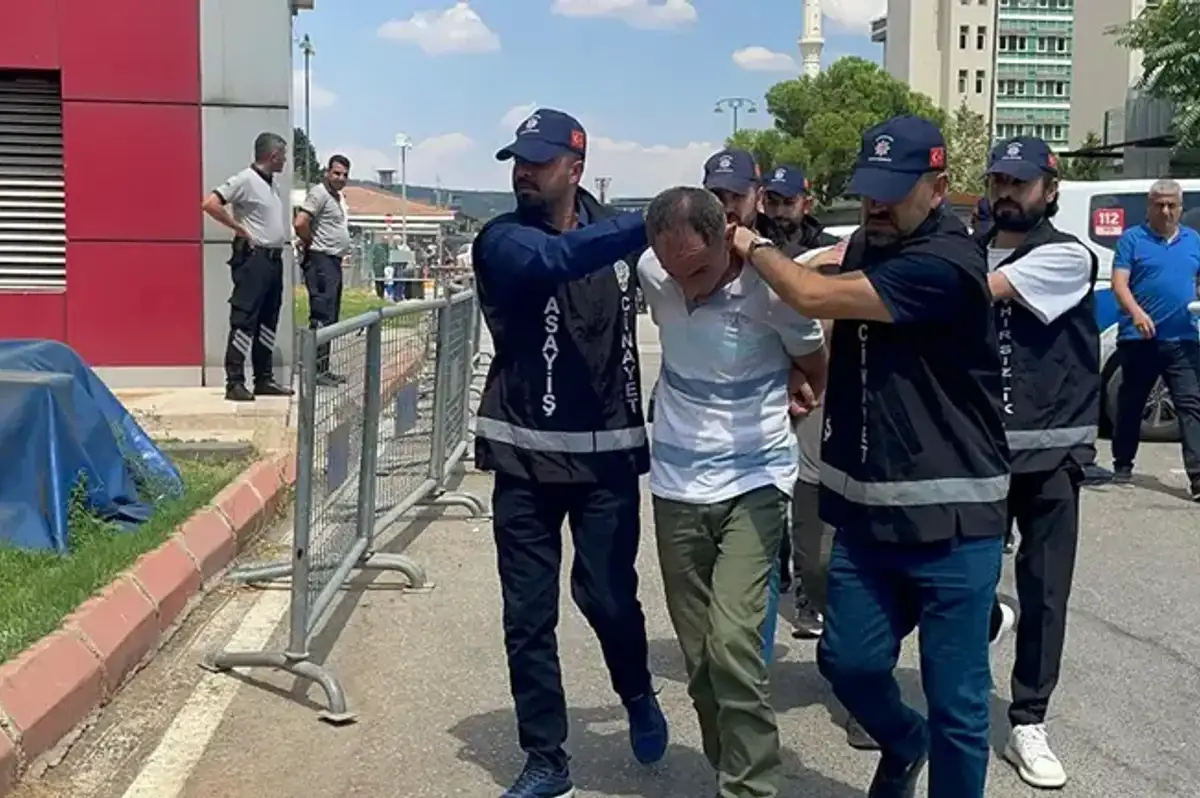 Milletvekili Meriç'i Bıçaklayan Zanlı ve Oğlu Tutuklandı