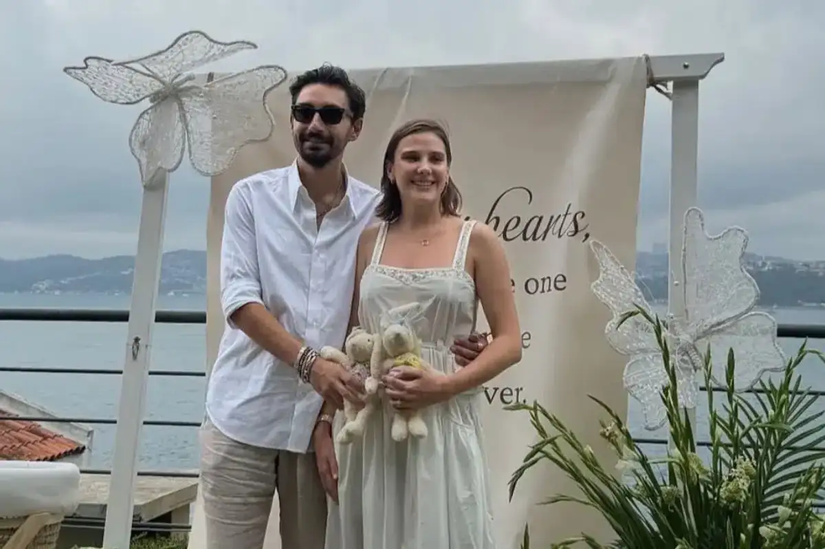 Alina Boz ve Umut Evirgen Çiftinin Bebeklerinin Cinsiyeti Belli Oldu