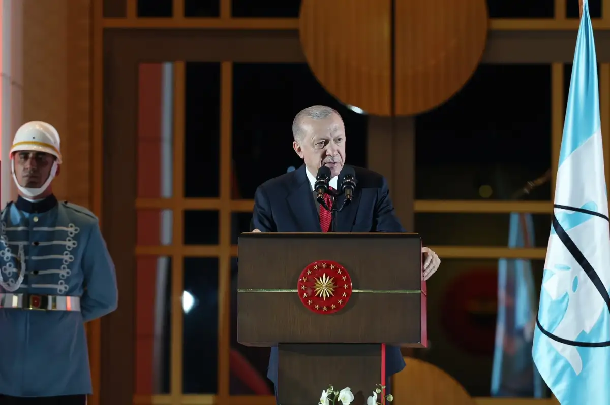 Cumhurbaşkanı Erdoğan'dan 30 Ağustos Mesajı: "Türkiye'yi Kutlu Mücadelesinden Hiç Kimse Vazgeçiremeyecektir"