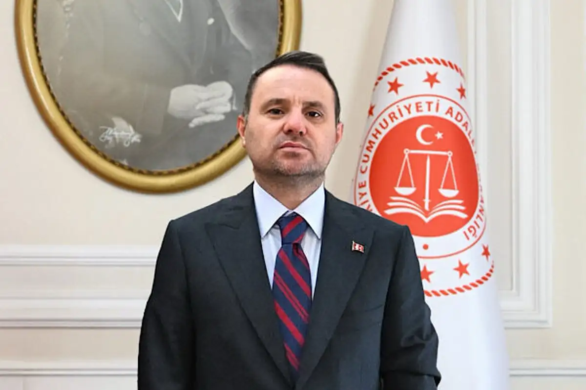Adalet Bakanlığı'ndan Yeni Uygulama: "Alo Adalet 135" Hattı Yarın Devreye Giriyor