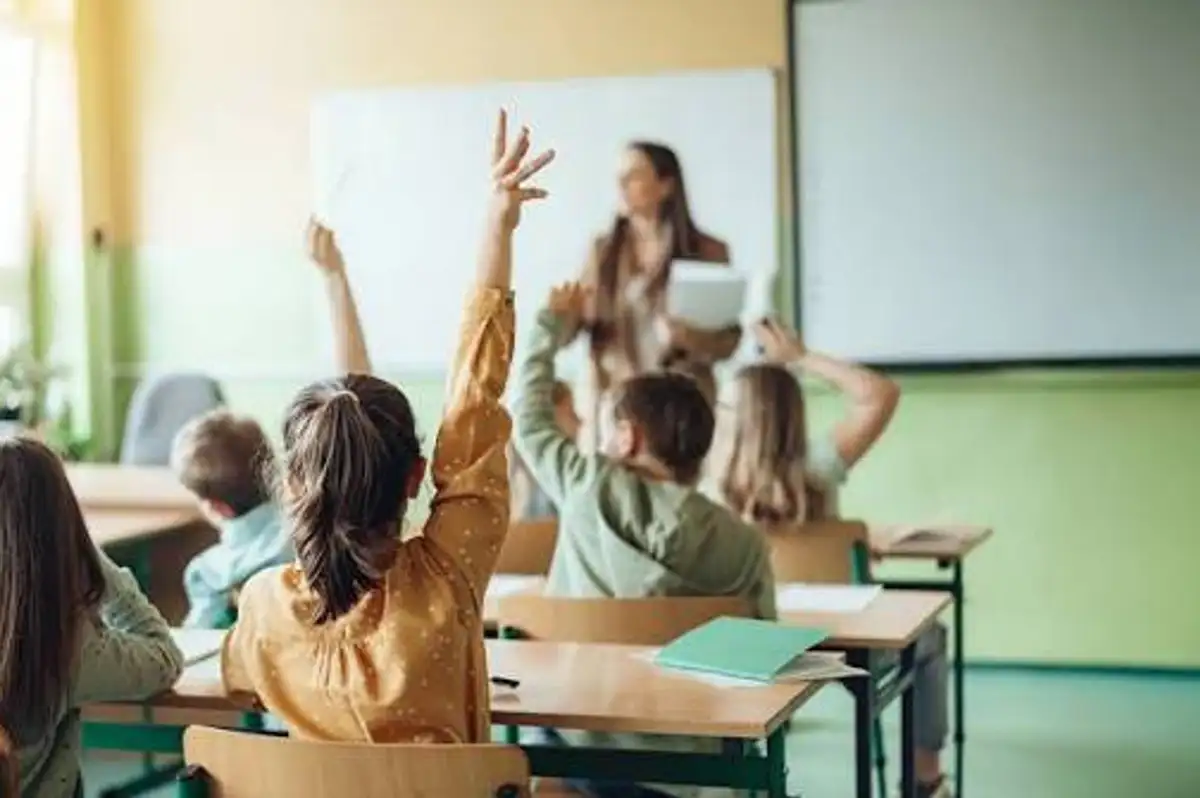 Öğretmenlik Mesleği Kariyer Basamakları Kılavuzu Yayımlandı
