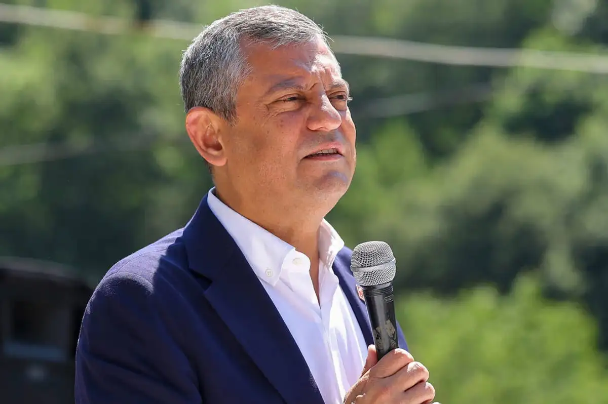 Özgür Özel, YENİ Parti'nin İlk PM Toplantısında Konuştu: "İlk Seçimde İktidar Olmazsam Kurultaya Giderim"
