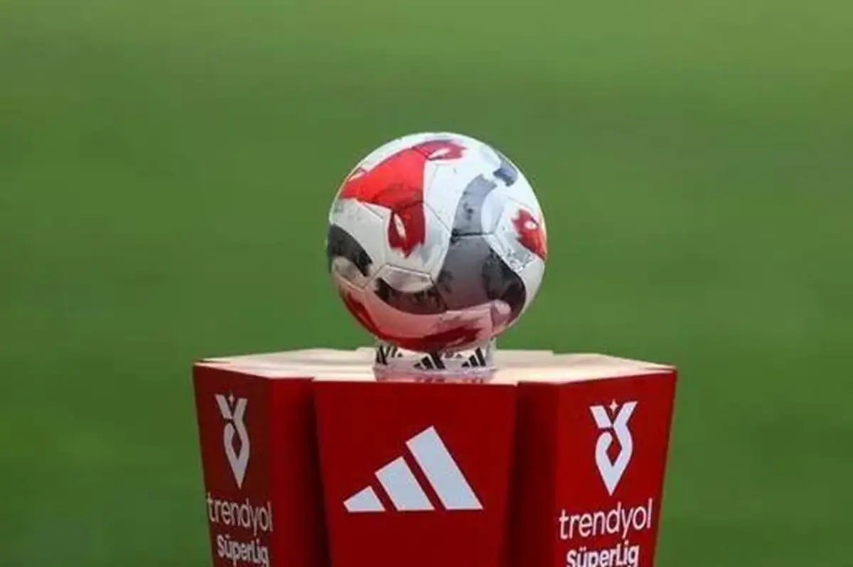 Süper Lig'in 2026/27 Sezonunda En Çok Kazanan 10 Futbolcusu