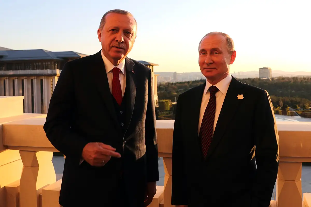 Putin ile Erdoğan Bişkek’te Bir Araya Geldi: Gündemde Akkuyu ve Turizm Başlıkları Vardı