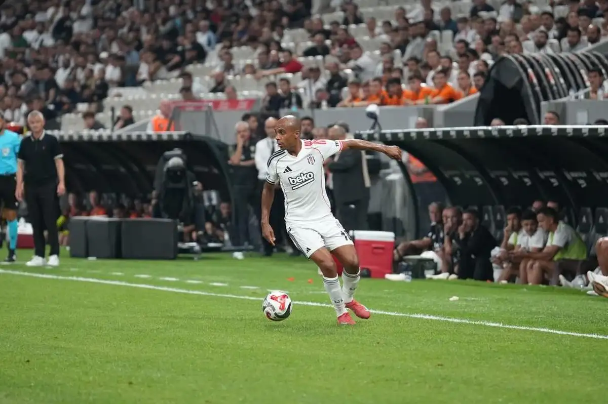 Beşiktaş Joao Mario'nun Sözleşmesini Karşılıklı Anlaşarak Bitirdi