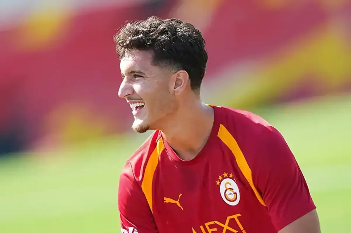 Deniz Gül, Galatasaray’da İlk İdmanına Çıktı