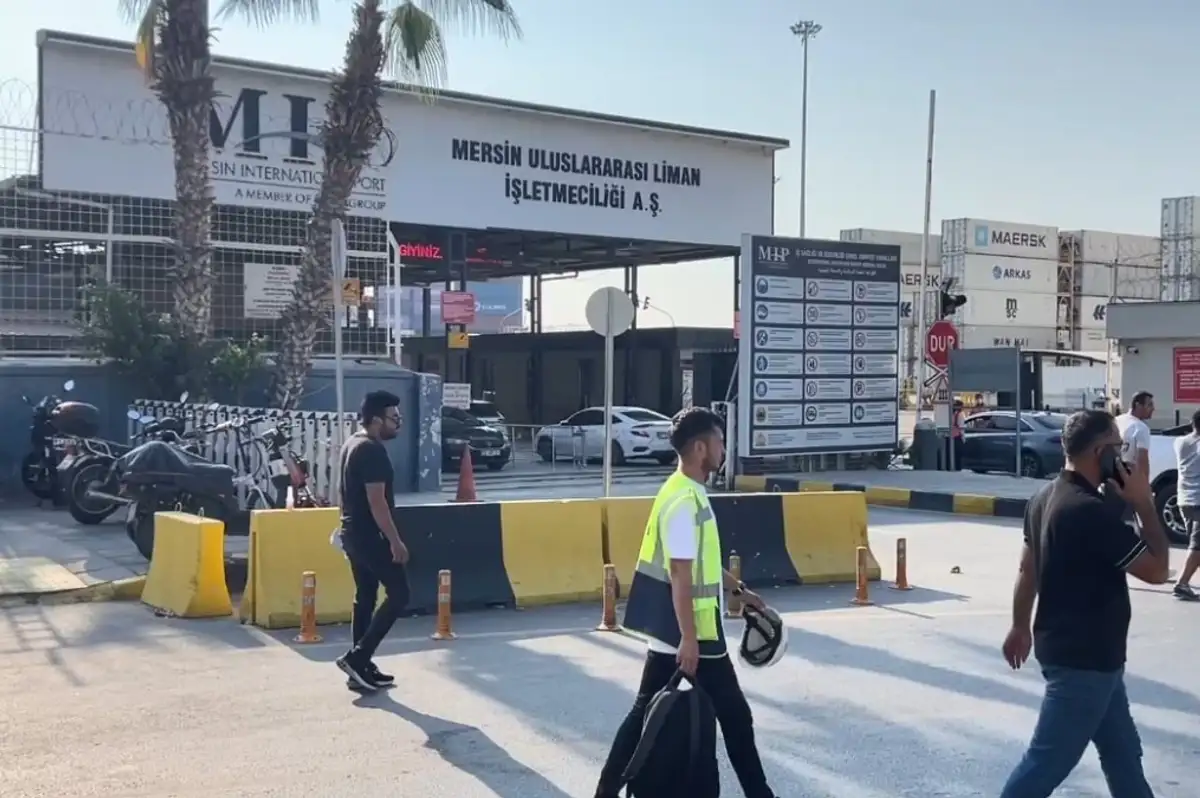 Mersin Limanı'nda Kimyasal Sızıntı! 35 Kişi Hastaneye Kaldırıldı