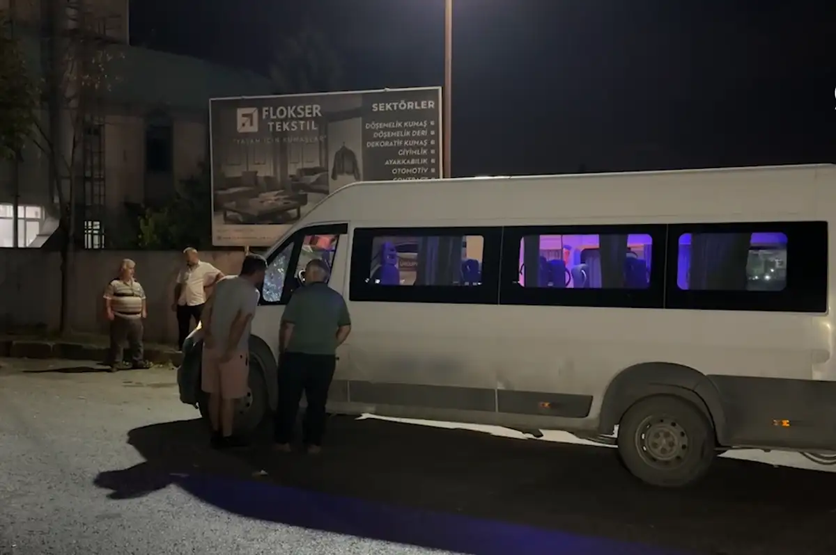 Servis şoförlerinin kavgasında kan aktı. 1 ölü