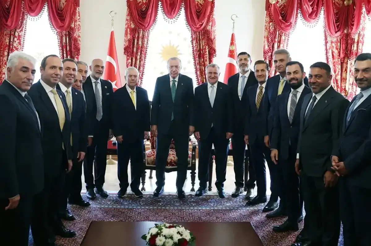 Cumhurbaşkanı Erdoğan Kulüp Başkanlarını Kabul Etti