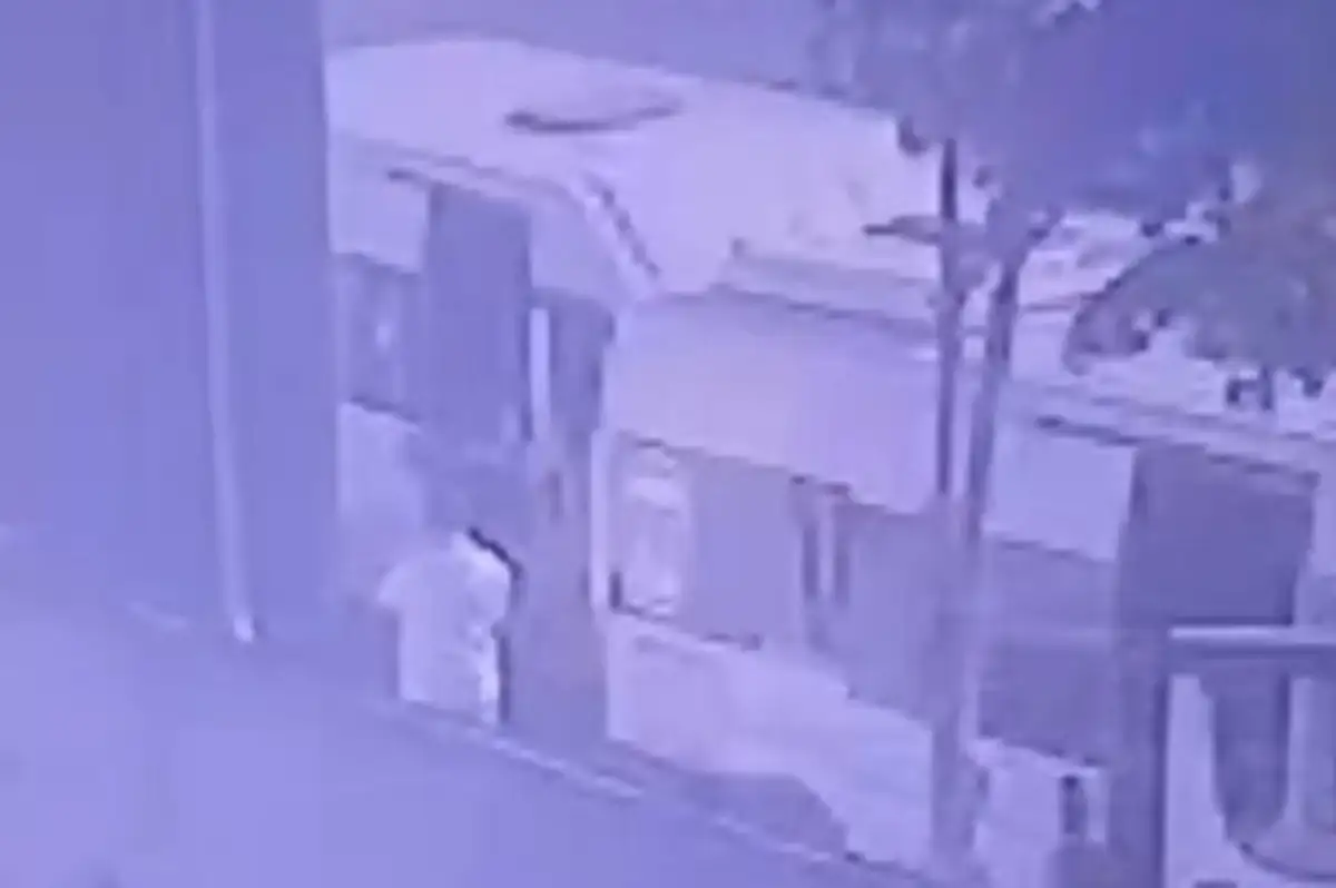 Servis şoförünü 4 kurşunla öldürerek kaçtı, polis yakaladı