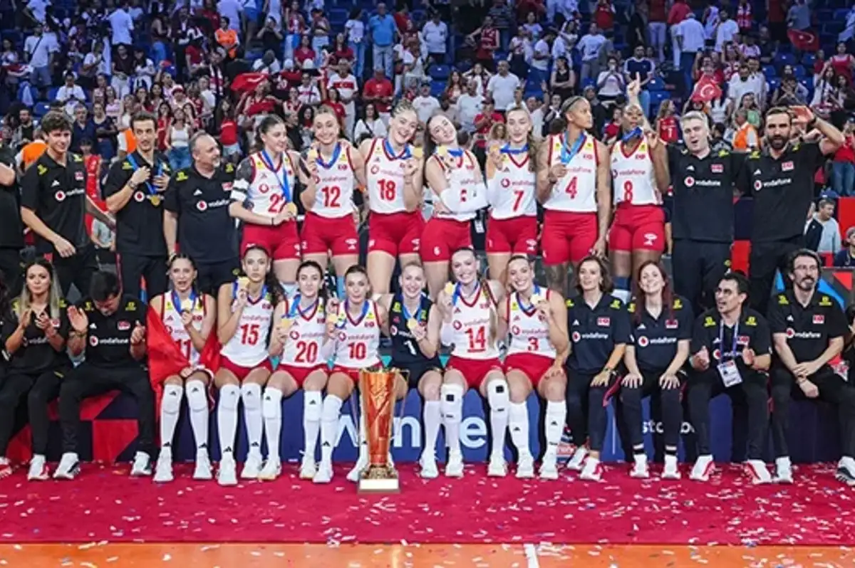 Avrupa Şampiyonası'nın en iyilerine Filenin Sultanları damgası!