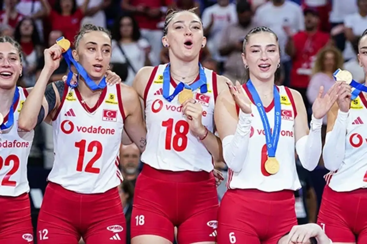Türkiye Kadın Voleybol Takımı Üst Üste Şampiyon Oldu