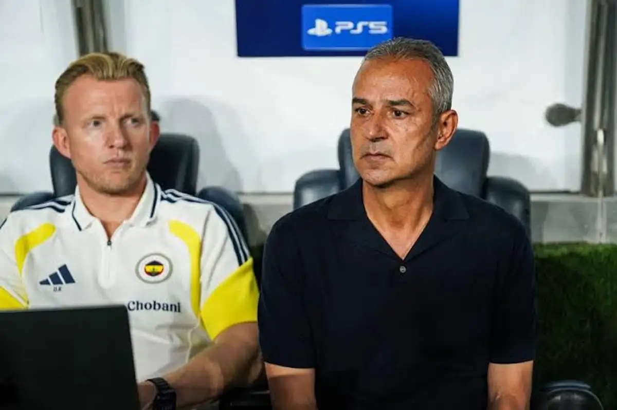 Fenerbahçe'de Derbi Sonrası Hoca Değişebilir: İsmail Kartal'ın Yerine Dirk Kuyt mu Gelecek?
